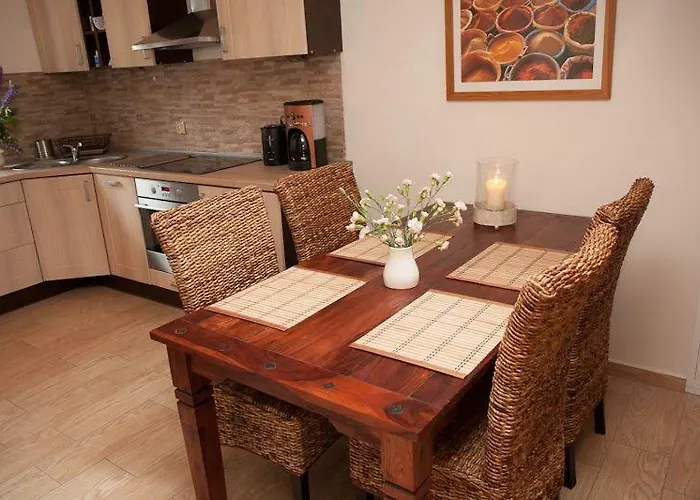 Bobrowa Przystan * Czechyn